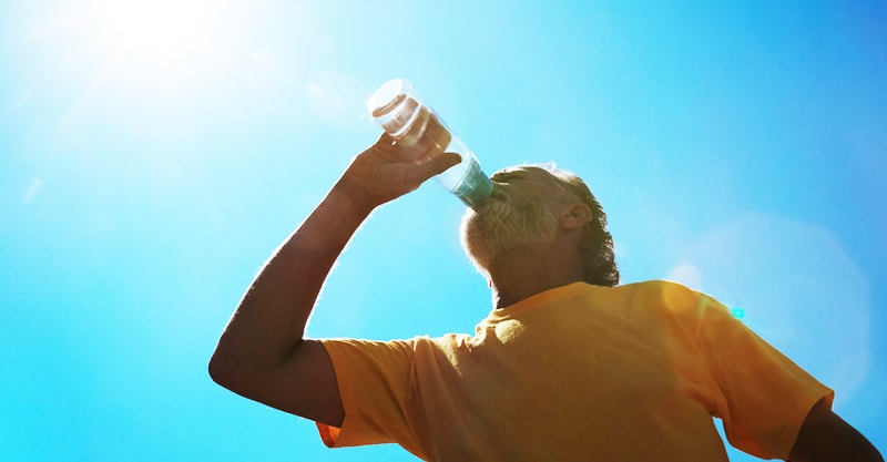 Tips to help older adults cope with hot weather